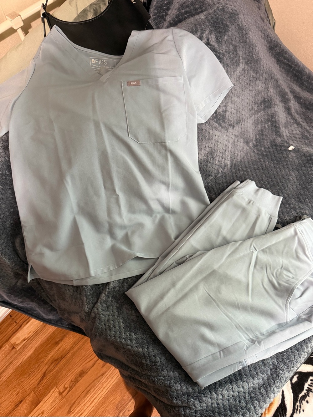 Figs Light Blue Jogger Scrub Set